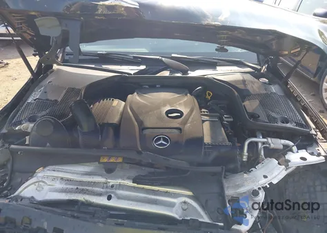 2017 Mercedes-Benz C 300 4Matic из США, поврежденный, VIN WDDWJ4KB8HF559727